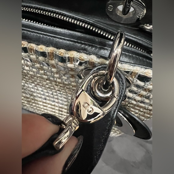 Lady Dior bag in rare metallic tweed - Picture 8 of 17